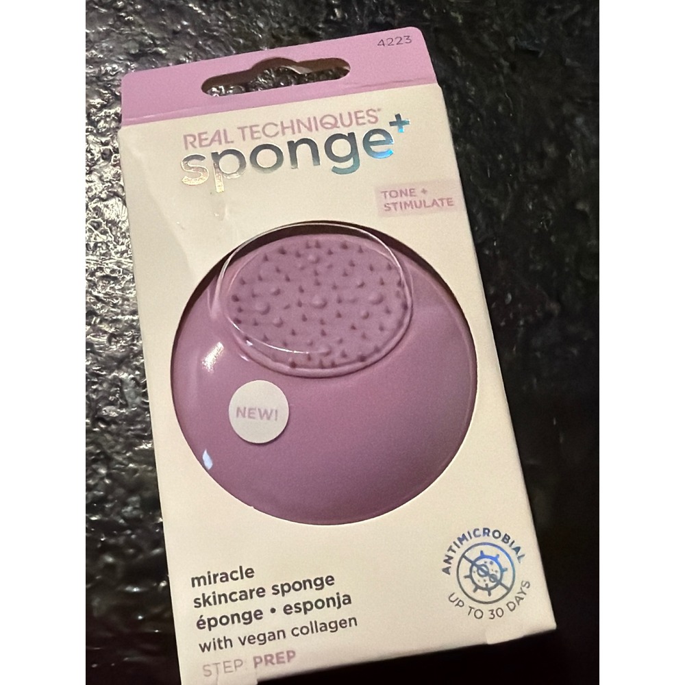 Real Techniques Miracle Skincare Sponge Vegan Collagen Silicone Massager 4223